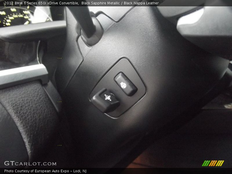Controls of 2012 6 Series 650i xDrive Convertible