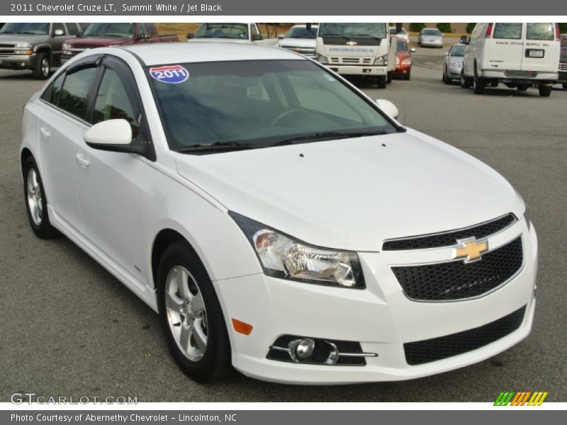 Summit White / Jet Black 2011 Chevrolet Cruze LT