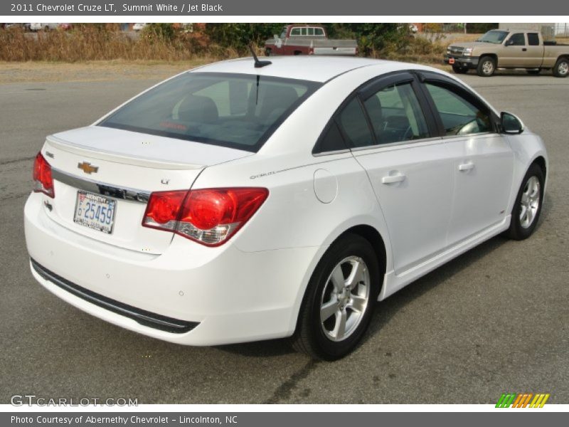 Summit White / Jet Black 2011 Chevrolet Cruze LT