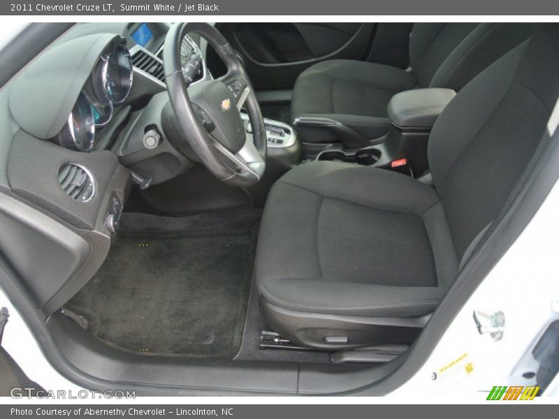 Summit White / Jet Black 2011 Chevrolet Cruze LT