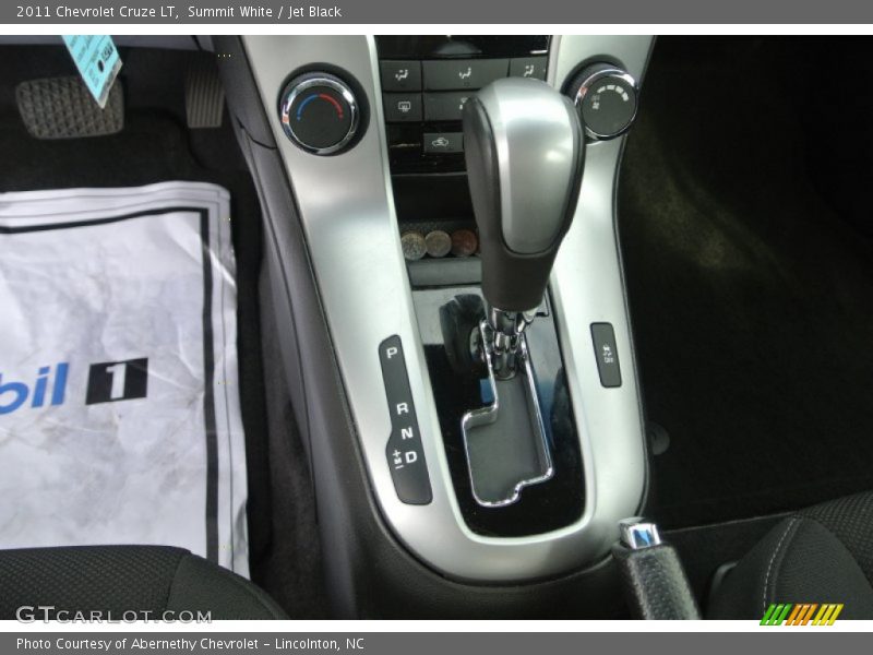 Summit White / Jet Black 2011 Chevrolet Cruze LT