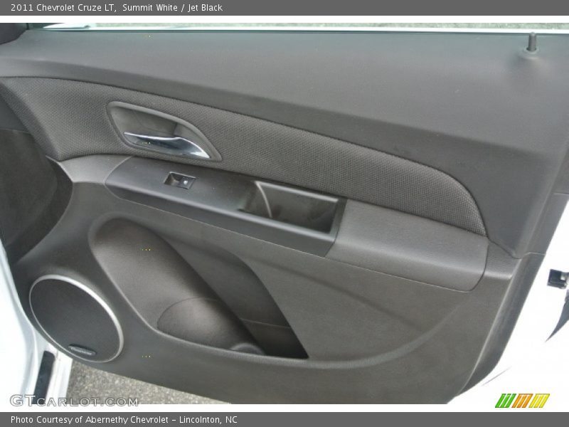 Summit White / Jet Black 2011 Chevrolet Cruze LT