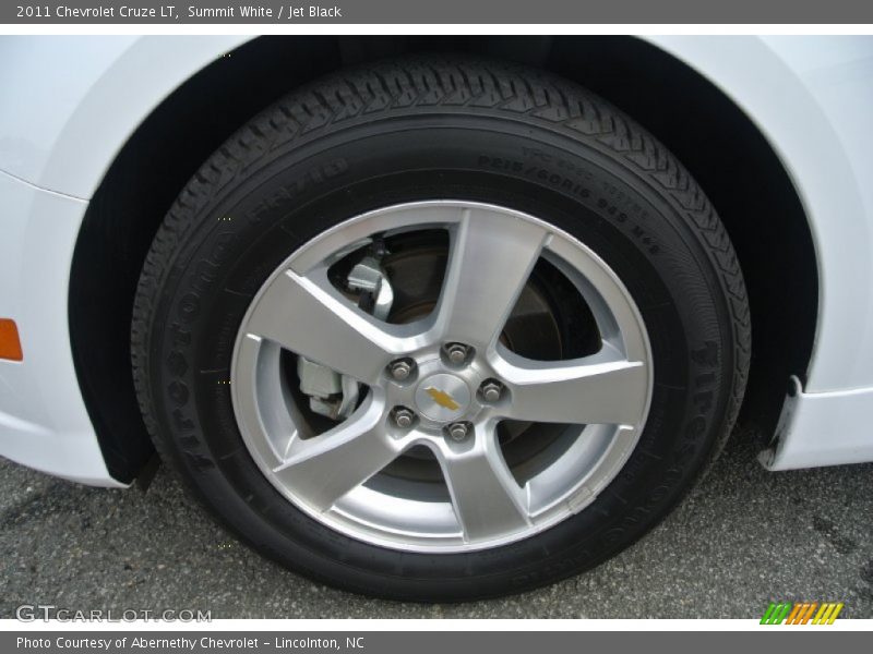 Summit White / Jet Black 2011 Chevrolet Cruze LT
