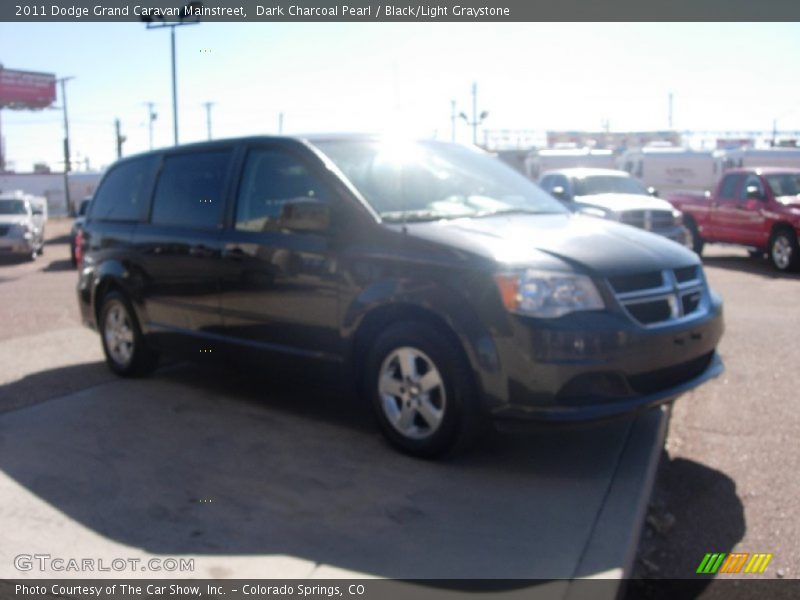 Dark Charcoal Pearl / Black/Light Graystone 2011 Dodge Grand Caravan Mainstreet
