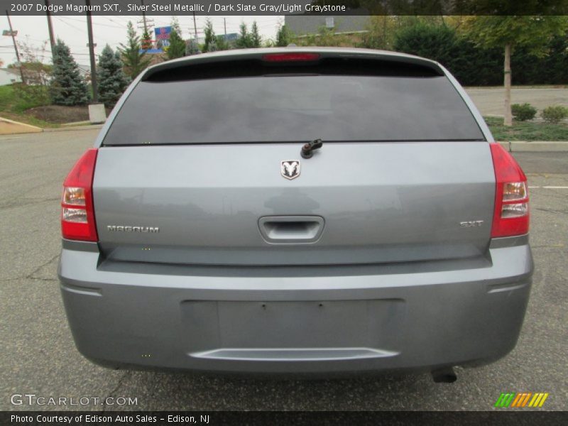 Silver Steel Metallic / Dark Slate Gray/Light Graystone 2007 Dodge Magnum SXT