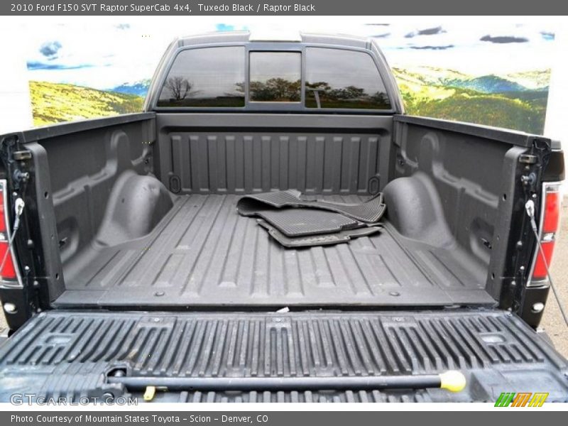  2010 F150 SVT Raptor SuperCab 4x4 Trunk