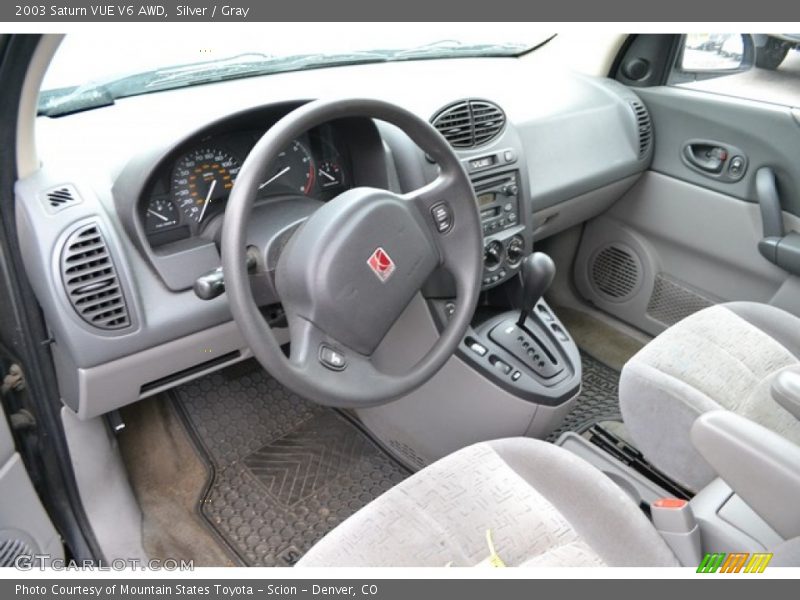 Silver / Gray 2003 Saturn VUE V6 AWD