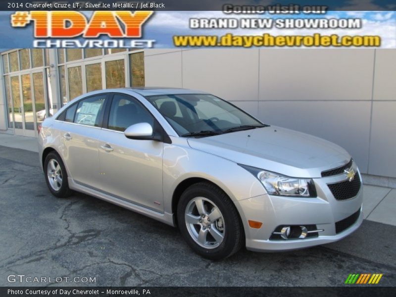 Silver Ice Metallic / Jet Black 2014 Chevrolet Cruze LT