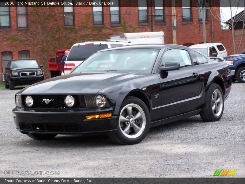 Black / Dark Charcoal 2006 Ford Mustang GT Deluxe Coupe