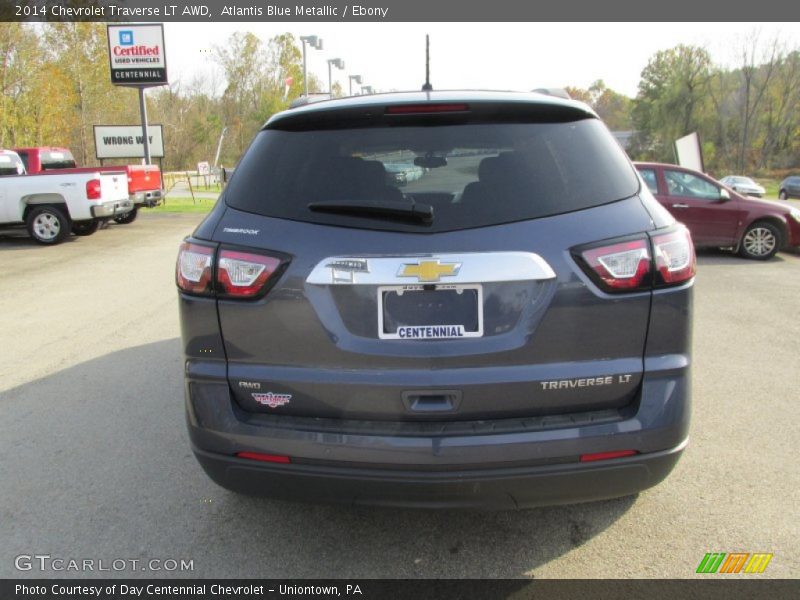 Atlantis Blue Metallic / Ebony 2014 Chevrolet Traverse LT AWD