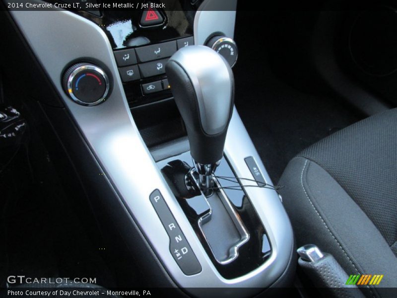 Silver Ice Metallic / Jet Black 2014 Chevrolet Cruze LT