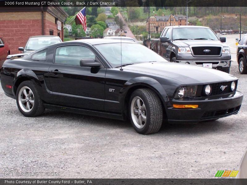 Black / Dark Charcoal 2006 Ford Mustang GT Deluxe Coupe