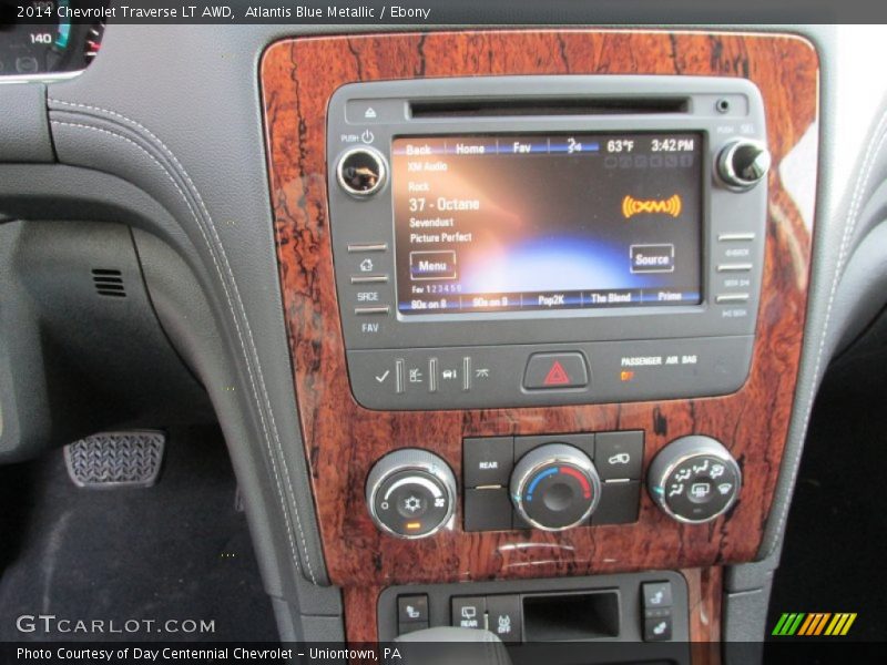 Atlantis Blue Metallic / Ebony 2014 Chevrolet Traverse LT AWD