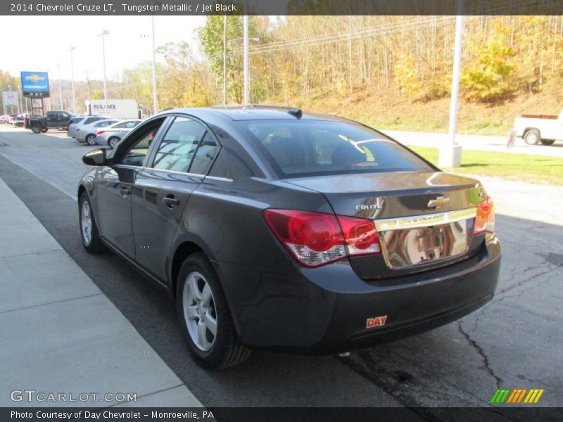 Tungsten Metallic / Jet Black 2014 Chevrolet Cruze LT