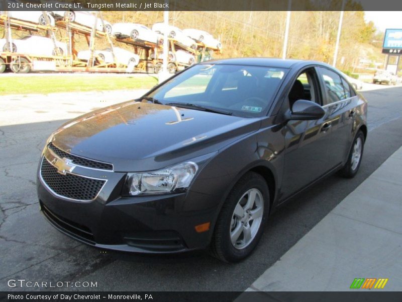 Tungsten Metallic / Jet Black 2014 Chevrolet Cruze LT