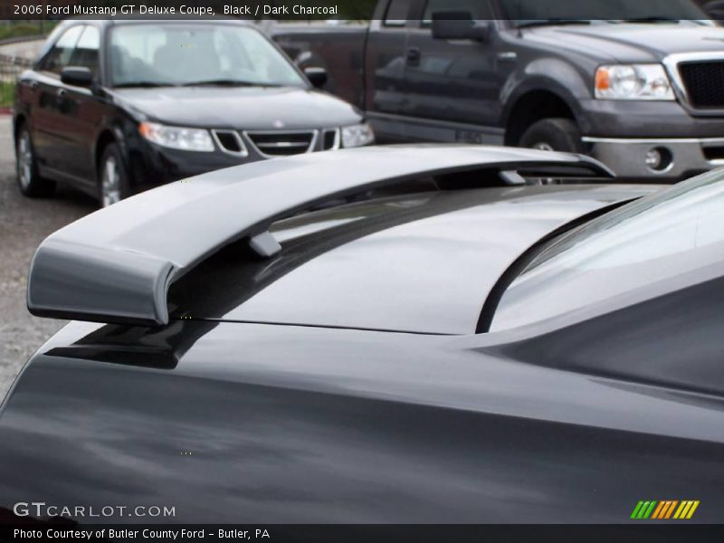 Black / Dark Charcoal 2006 Ford Mustang GT Deluxe Coupe