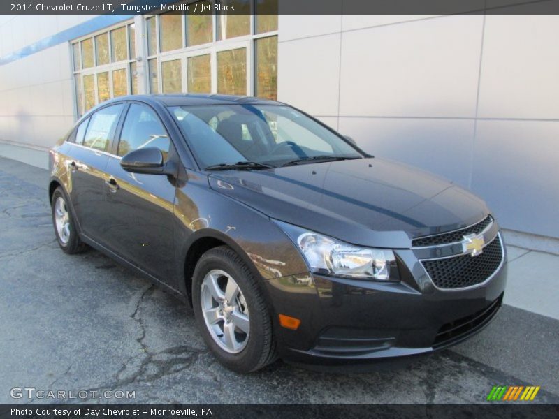 Tungsten Metallic / Jet Black 2014 Chevrolet Cruze LT