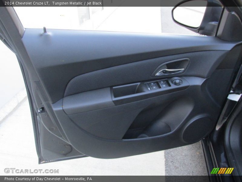Tungsten Metallic / Jet Black 2014 Chevrolet Cruze LT