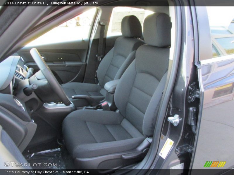 Tungsten Metallic / Jet Black 2014 Chevrolet Cruze LT