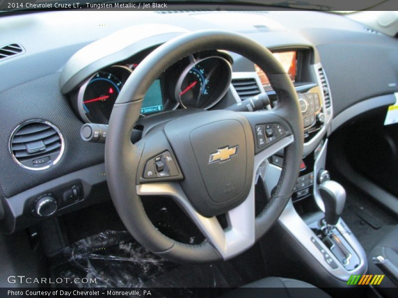 Tungsten Metallic / Jet Black 2014 Chevrolet Cruze LT