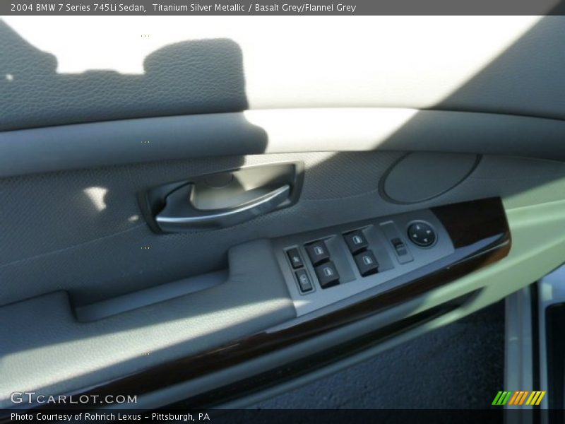 Titanium Silver Metallic / Basalt Grey/Flannel Grey 2004 BMW 7 Series 745Li Sedan