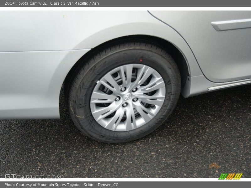 Classic Silver Metallic / Ash 2014 Toyota Camry LE