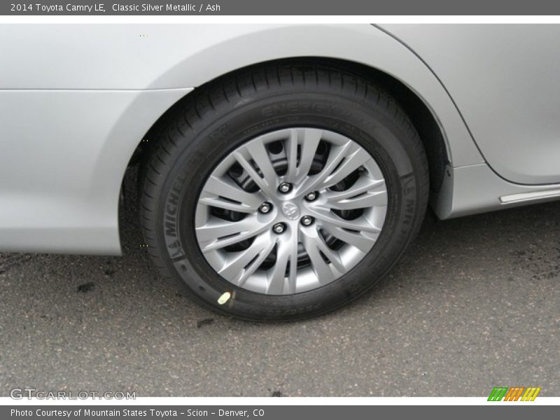 Classic Silver Metallic / Ash 2014 Toyota Camry LE