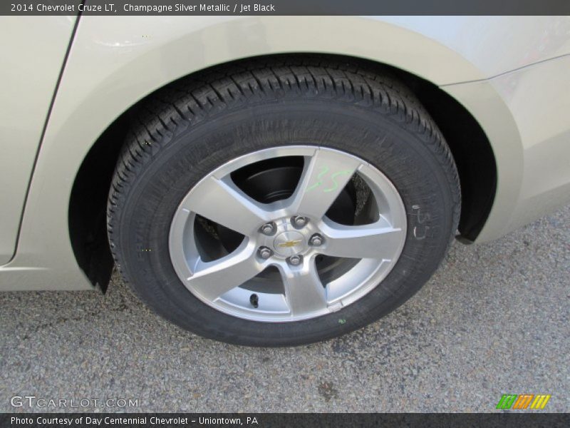 Champagne Silver Metallic / Jet Black 2014 Chevrolet Cruze LT