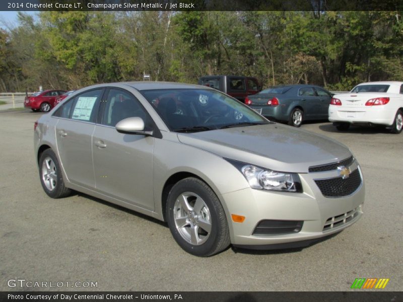 Champagne Silver Metallic / Jet Black 2014 Chevrolet Cruze LT