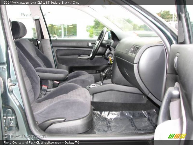 Black / Grey 2004 Volkswagen Jetta GLS 1.8T Sedan