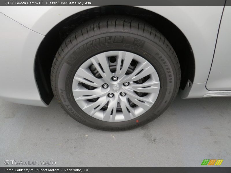 Classic Silver Metallic / Ash 2014 Toyota Camry LE
