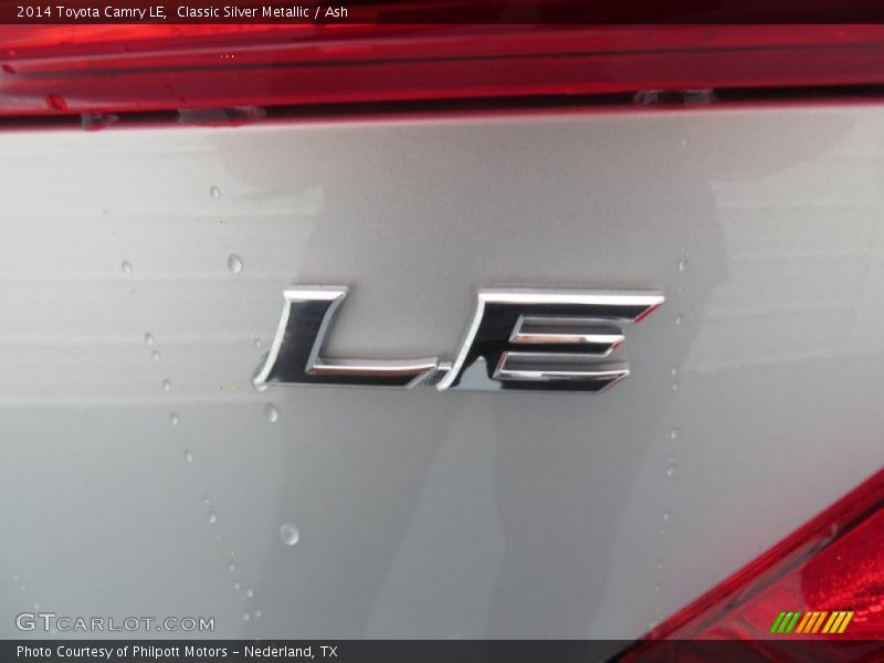 Classic Silver Metallic / Ash 2014 Toyota Camry LE