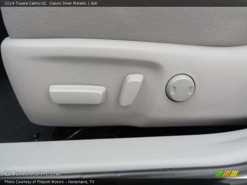 Classic Silver Metallic / Ash 2014 Toyota Camry LE