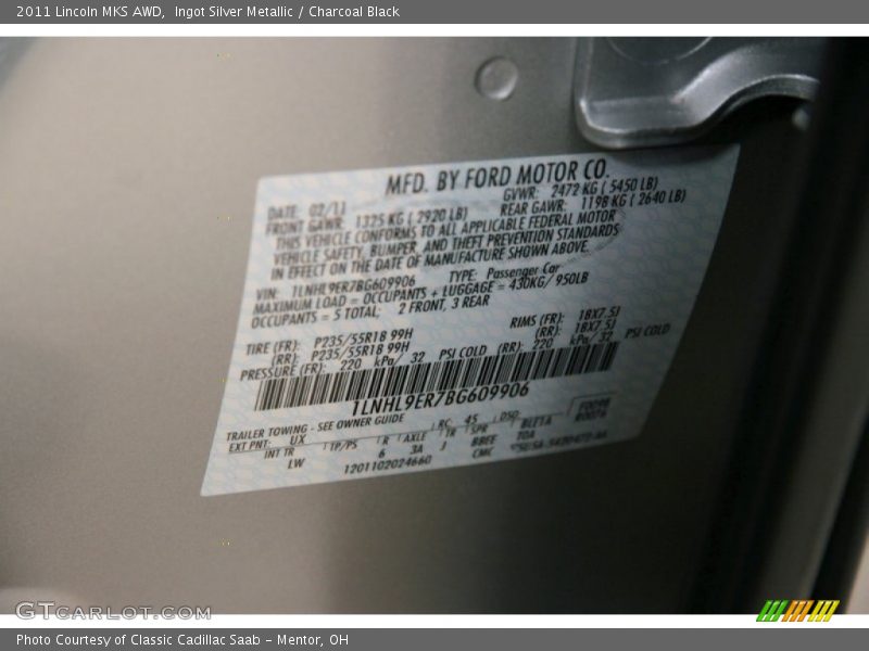 Ingot Silver Metallic / Charcoal Black 2011 Lincoln MKS AWD