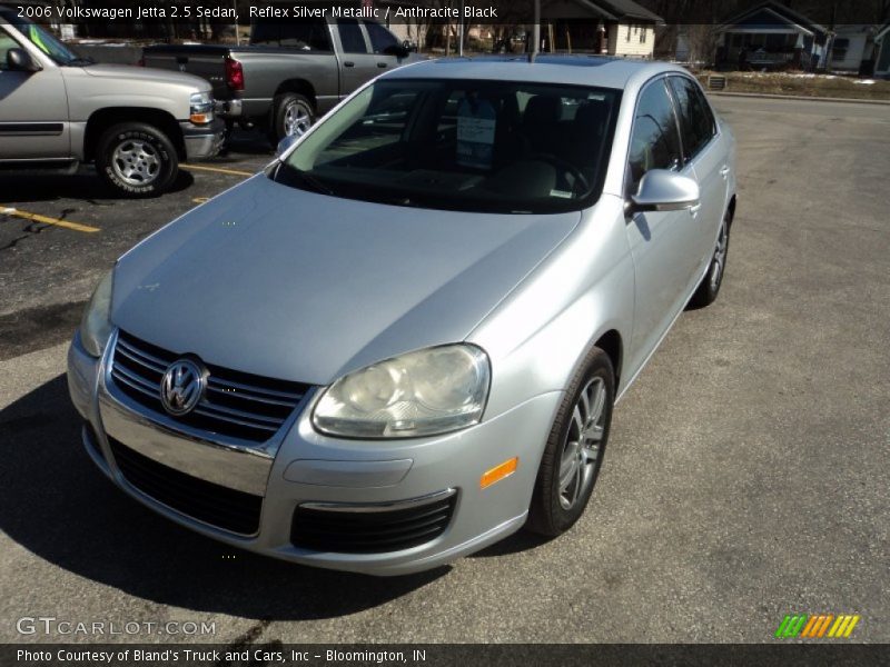 Reflex Silver Metallic / Anthracite Black 2006 Volkswagen Jetta 2.5 Sedan