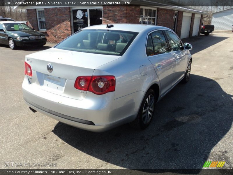 Reflex Silver Metallic / Anthracite Black 2006 Volkswagen Jetta 2.5 Sedan