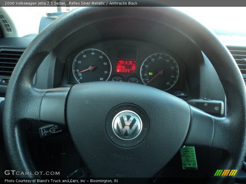 Reflex Silver Metallic / Anthracite Black 2006 Volkswagen Jetta 2.5 Sedan