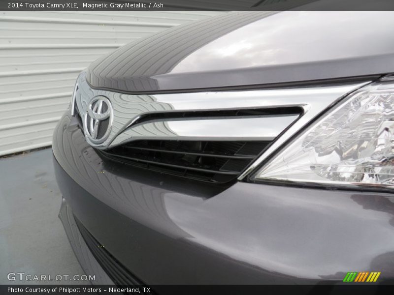 Magnetic Gray Metallic / Ash 2014 Toyota Camry XLE