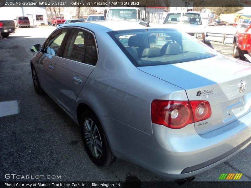 Reflex Silver Metallic / Anthracite Black 2006 Volkswagen Jetta 2.5 Sedan