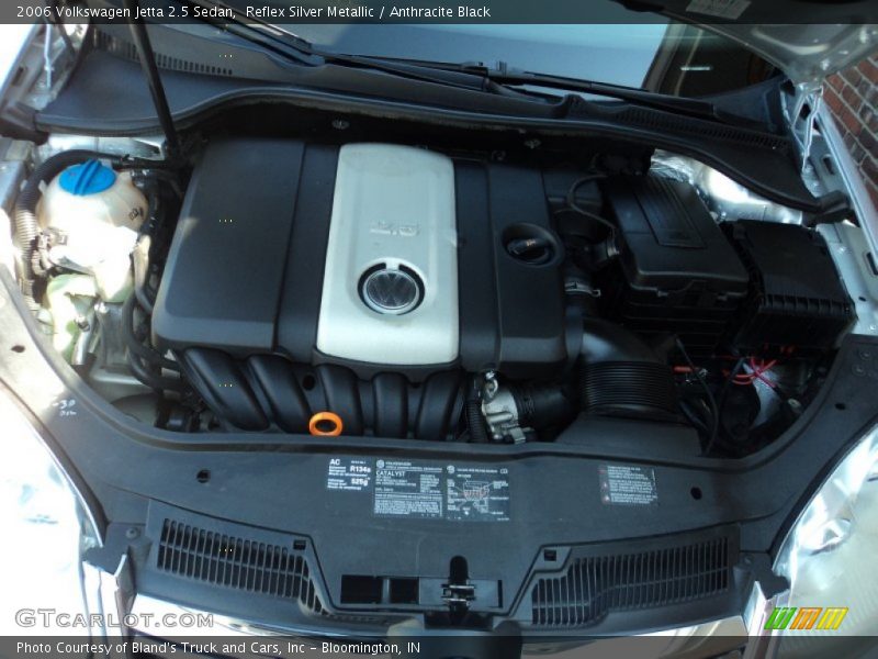 Reflex Silver Metallic / Anthracite Black 2006 Volkswagen Jetta 2.5 Sedan