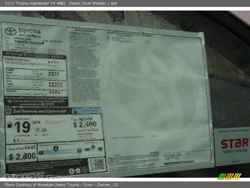 Classic Silver Metallic / Ash 2013 Toyota Highlander V6 4WD