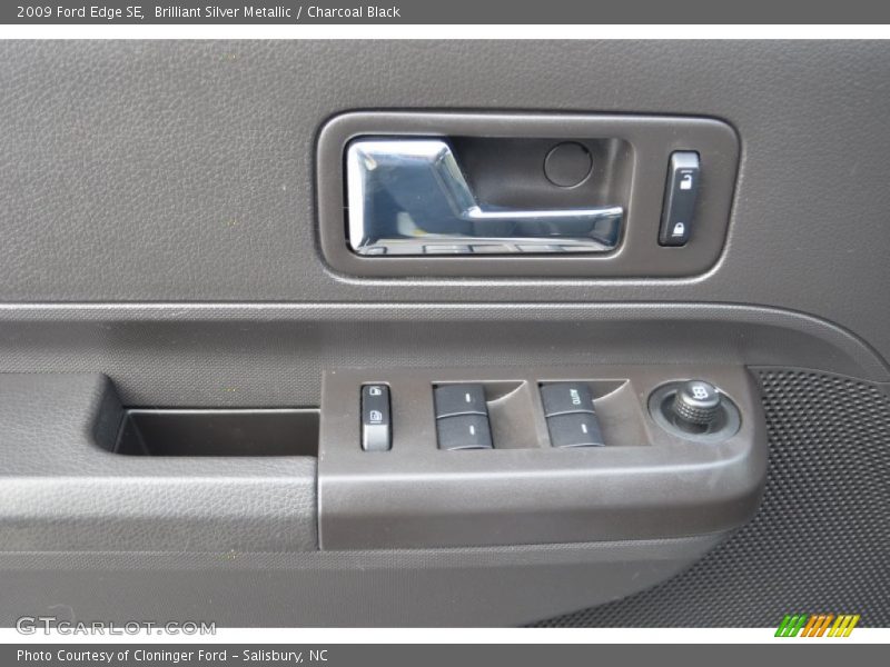 Brilliant Silver Metallic / Charcoal Black 2009 Ford Edge SE