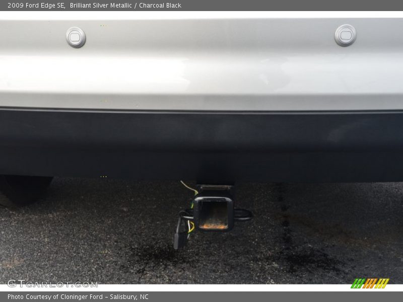 Brilliant Silver Metallic / Charcoal Black 2009 Ford Edge SE