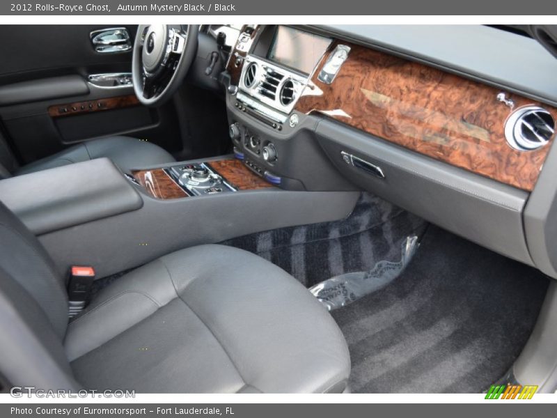 Autumn Mystery Black / Black 2012 Rolls-Royce Ghost