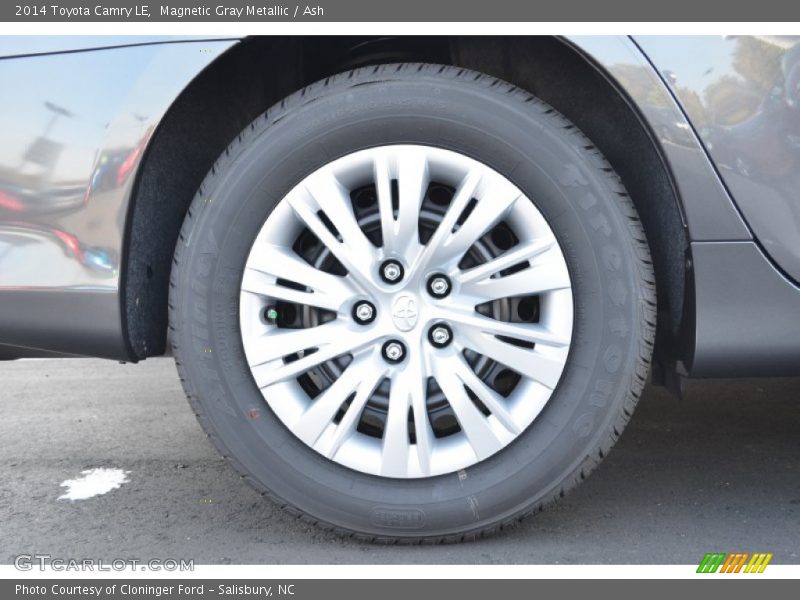 Magnetic Gray Metallic / Ash 2014 Toyota Camry LE
