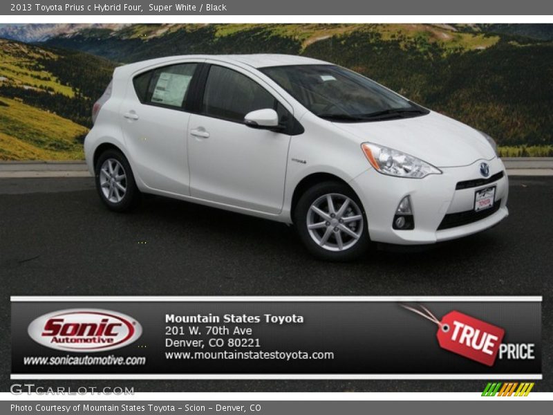 Super White / Black 2013 Toyota Prius c Hybrid Four