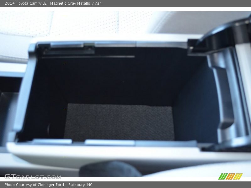 Magnetic Gray Metallic / Ash 2014 Toyota Camry LE