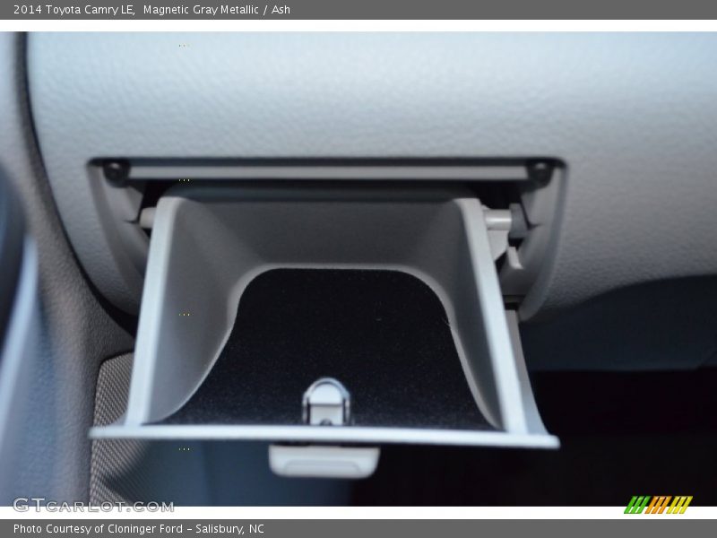 Magnetic Gray Metallic / Ash 2014 Toyota Camry LE