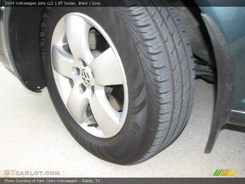 Black / Grey 2004 Volkswagen Jetta GLS 1.8T Sedan