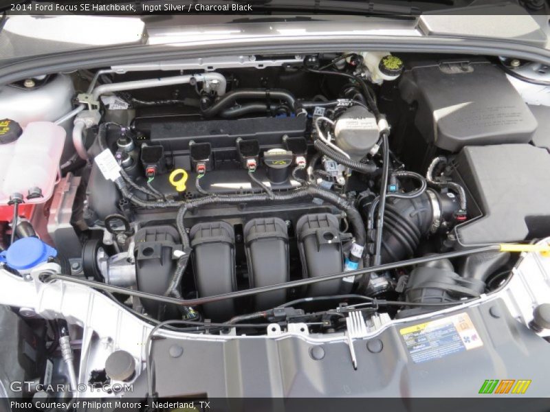 Ingot Silver / Charcoal Black 2014 Ford Focus SE Hatchback